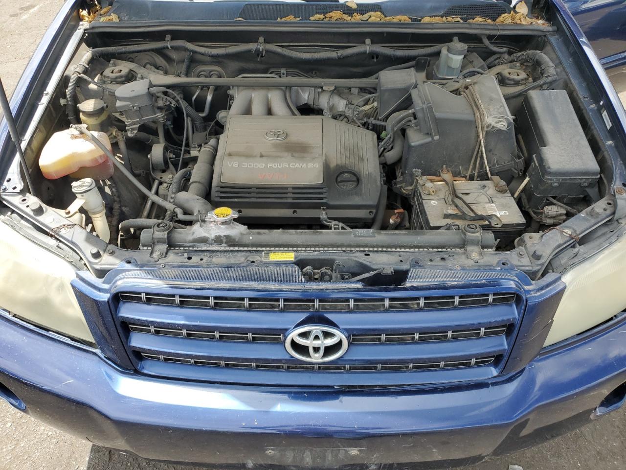 JTEHF21A930105561 2003 Toyota Highlander Limited