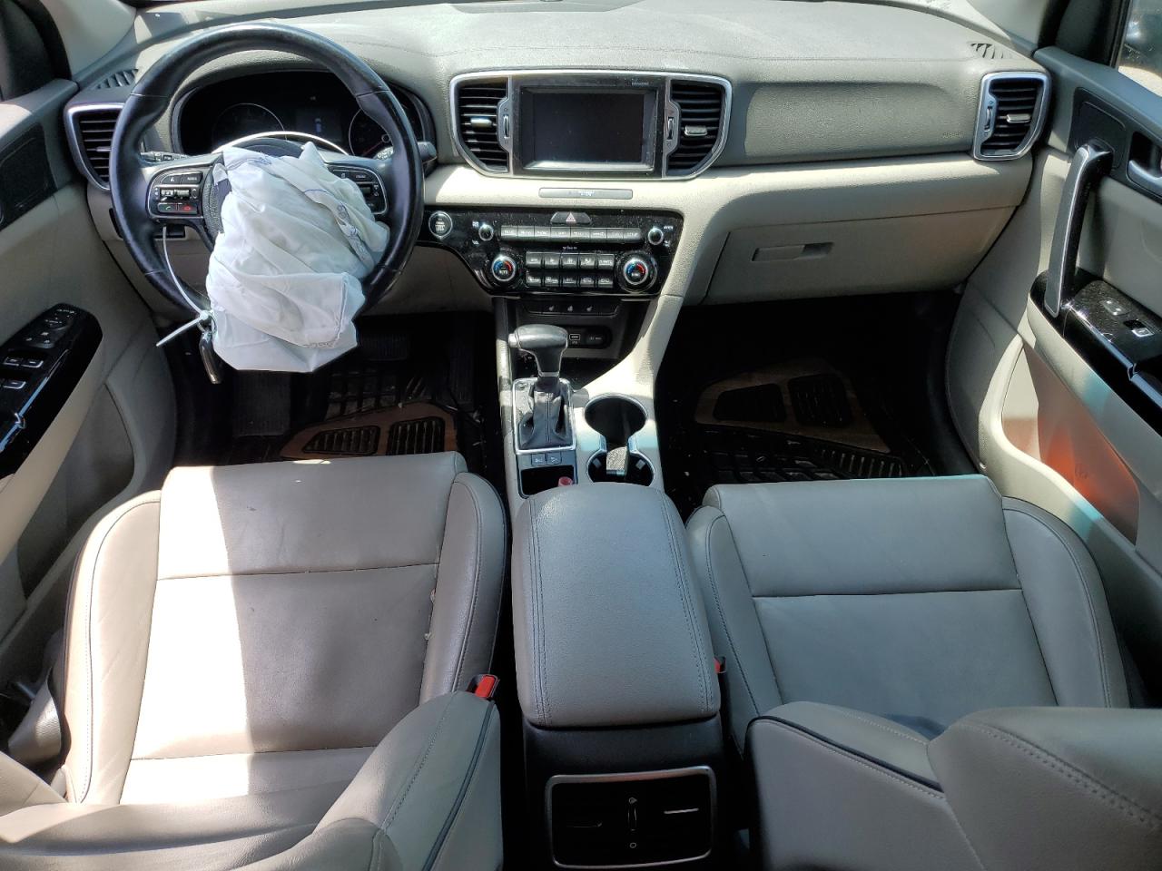 KNDPN3AC4J7421948 2018 Kia Sportage Ex