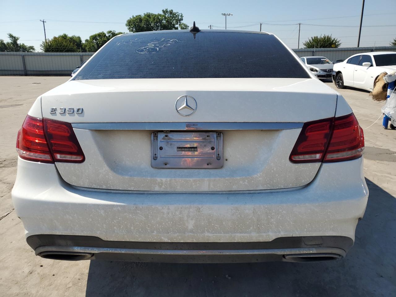 2014 Mercedes-Benz E 350 vin: WDDHF5KB2EA840771