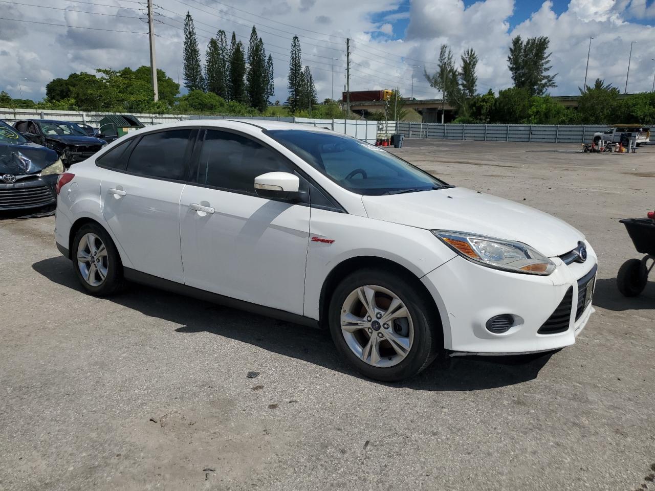 2013 Ford Focus Se vin: 1FADP3F23DL326585