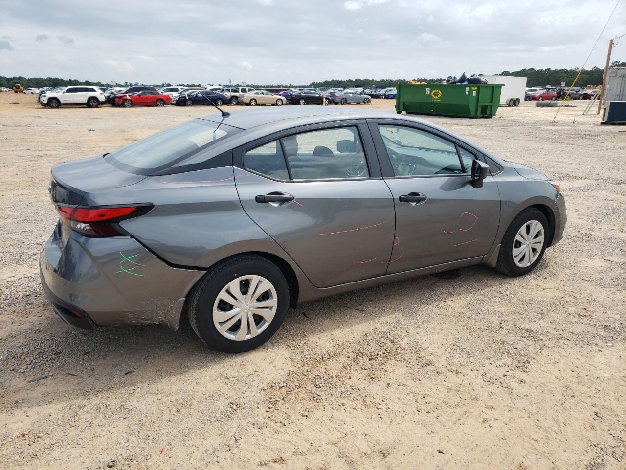 Lot #2701202367 2020 NISSAN VERSA S