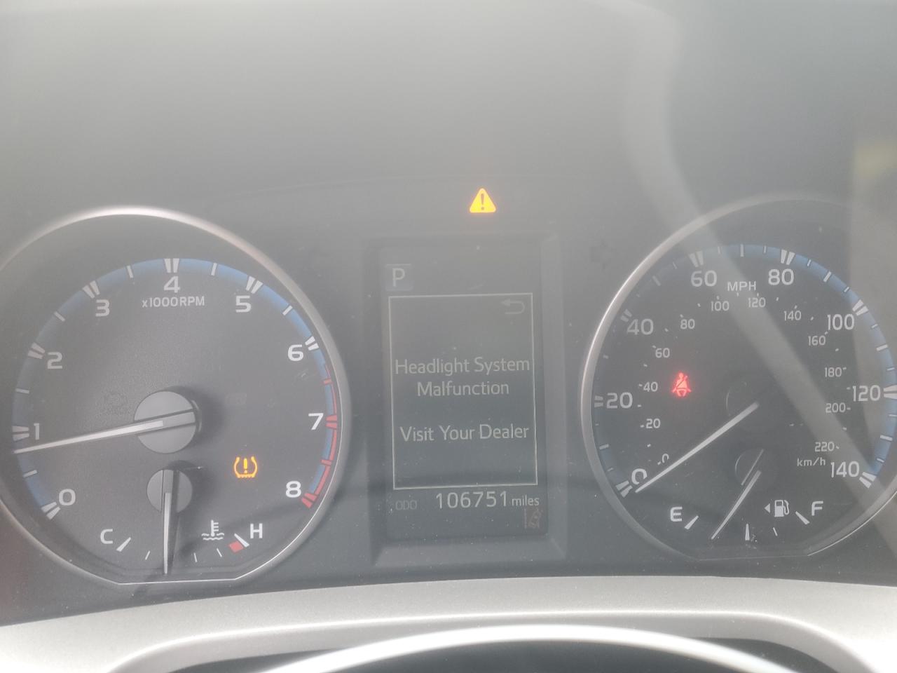 2T3WFREV5HW368974 2017 Toyota Rav4 Xle