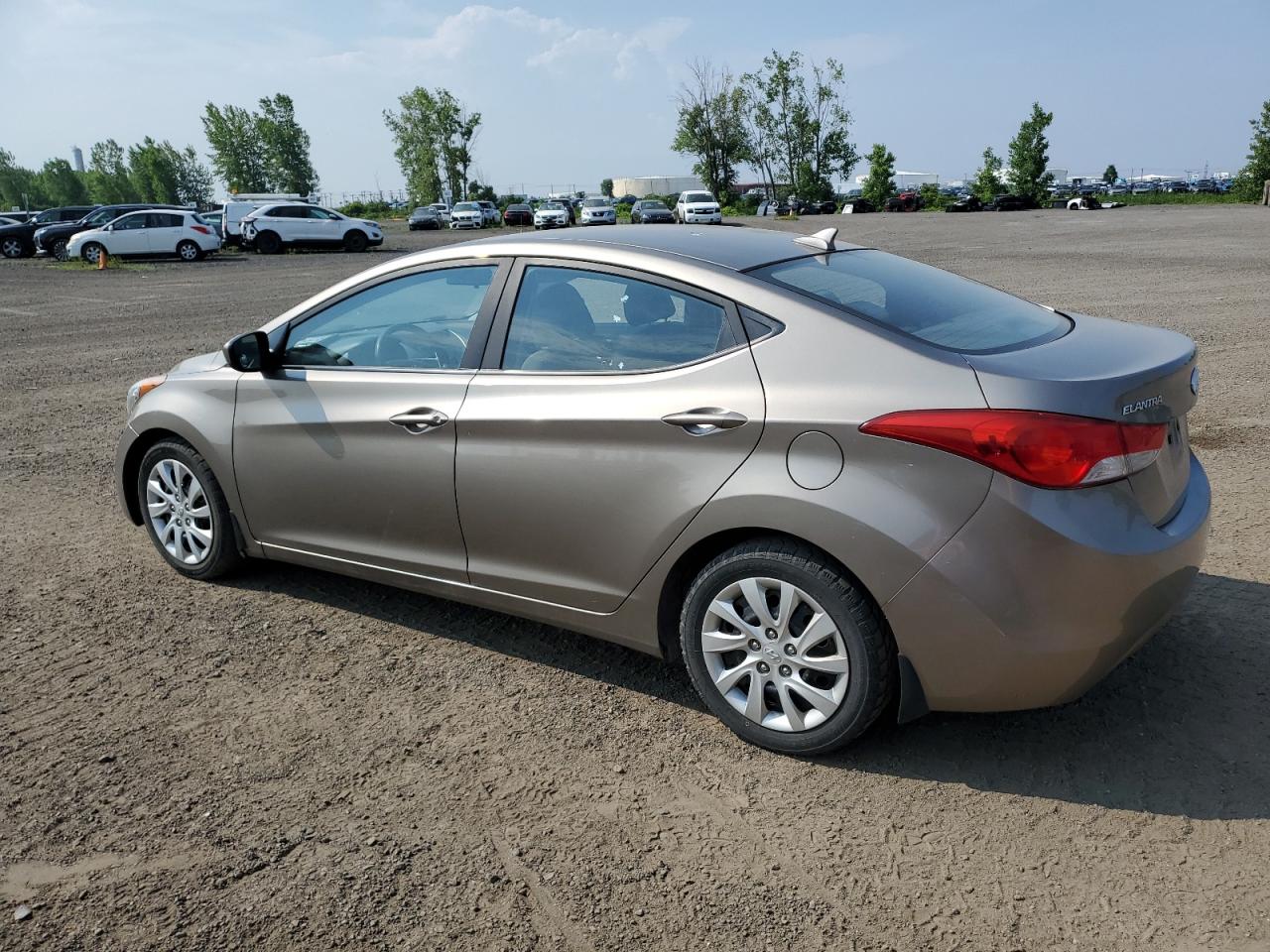 2013 Hyundai Elantra Gls vin: 5NPDH4AE6DH283928