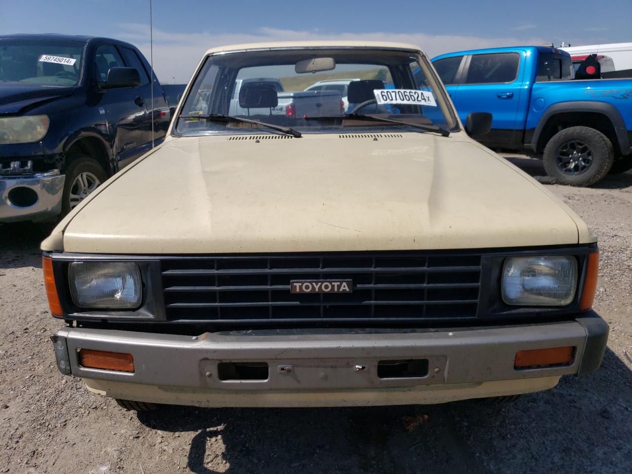 JT4RN56D6E5005133 1984 Toyota Pickup Xtracab Rn56 Dlx