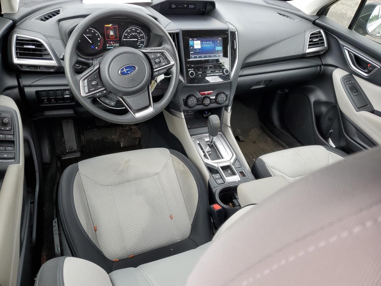 JF2SKACC3KH585063 2019 Subaru Forester