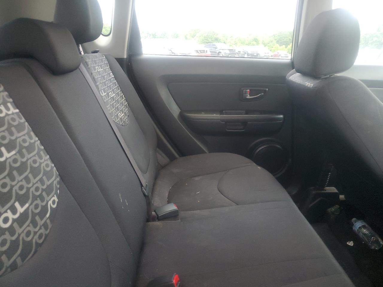 KNDJT2A27B7278427 2011 Kia Soul +