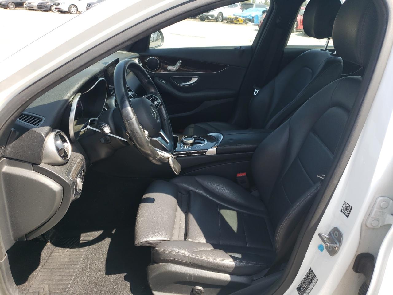 WDDWF8DB9KR503274 2019 Mercedes-Benz C 300