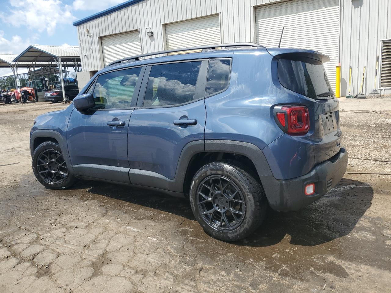 2020 Jeep Renegade Latitude vin: ZACNJABB9LPL34353