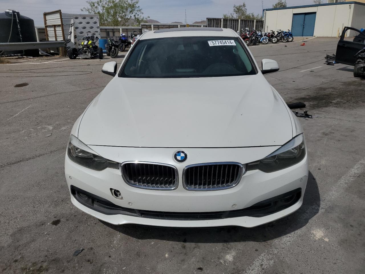 2016 BMW 320 I vin: WBA8A9C52GK617925