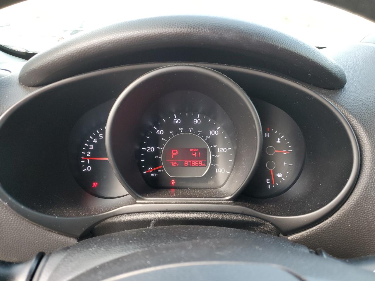 KNDJP3A58J7575743 2018 Kia Soul +