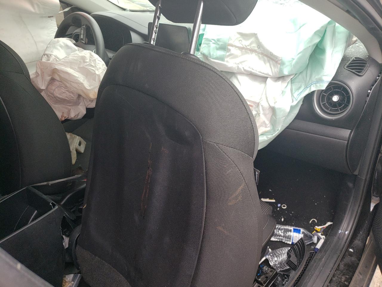 3KPF24ADXME283730 2021 Kia Forte Fe