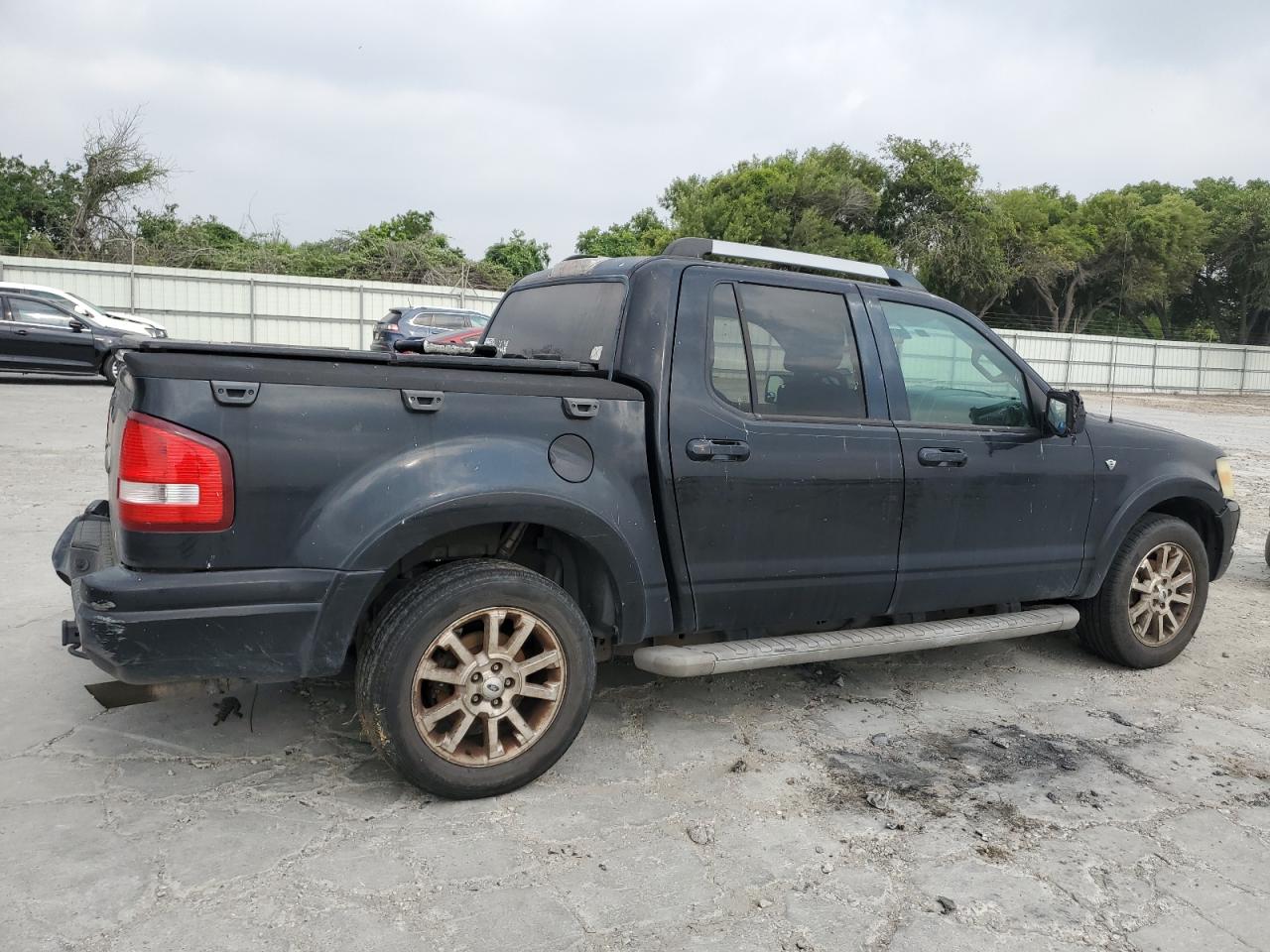 1FMEU33867UA24847 2007 Ford Explorer Sport Trac Limited