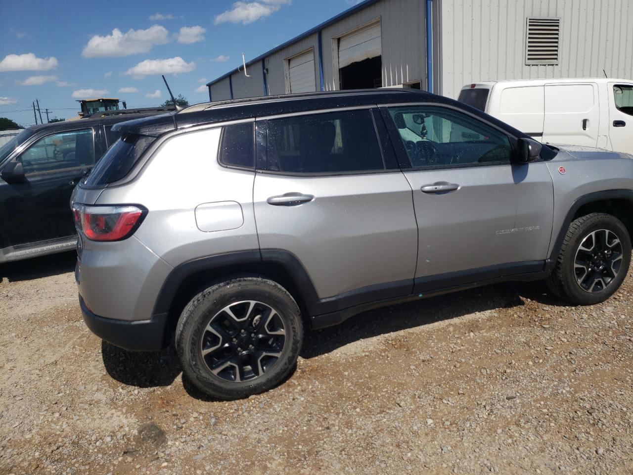 2020 Jeep Compass Trailhawk vin: 3C4NJDDB3LT208550