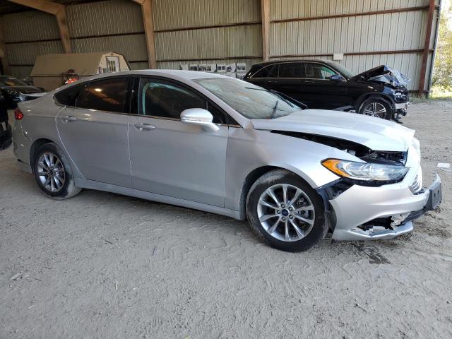 VIN 3FA6P0HD3HR310478 2017 Ford Fusion, SE no.4