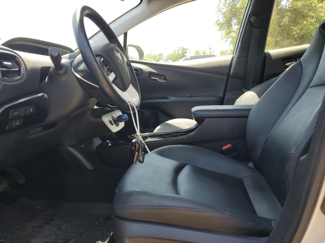 JTDKARFP6H3044755 2017 Toyota Prius Prime