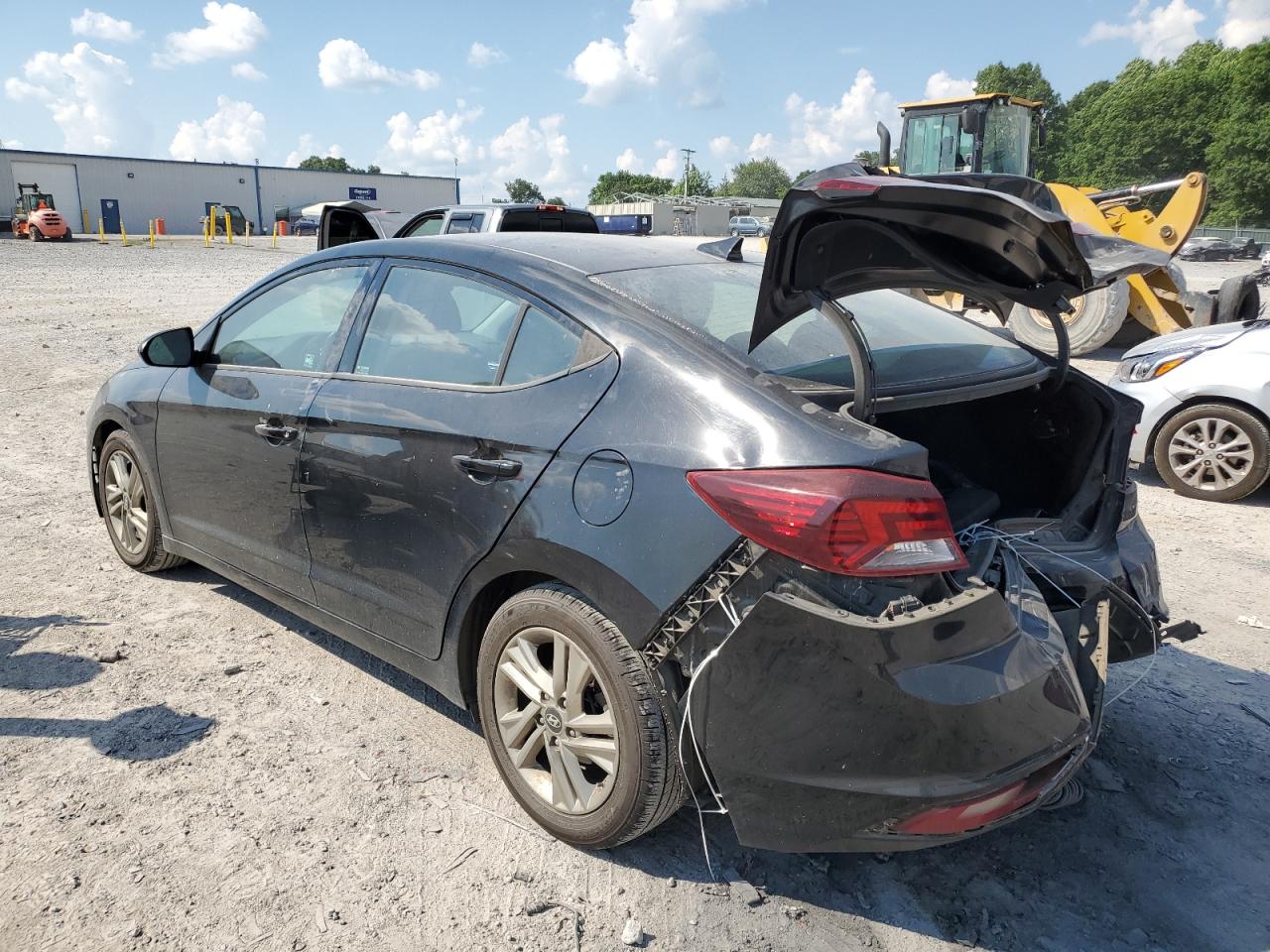 2019 Hyundai Elantra Sel vin: 5NPD84LF0KH444129