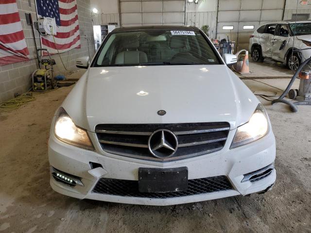 VIN WDDGF8AB1DA879140 2013 Mercedes-Benz C-Class, 3... no.5