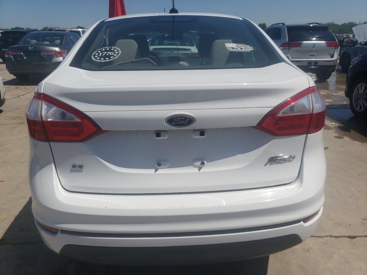 3FADP4BJ8HM157624 2017 Ford Fiesta Se