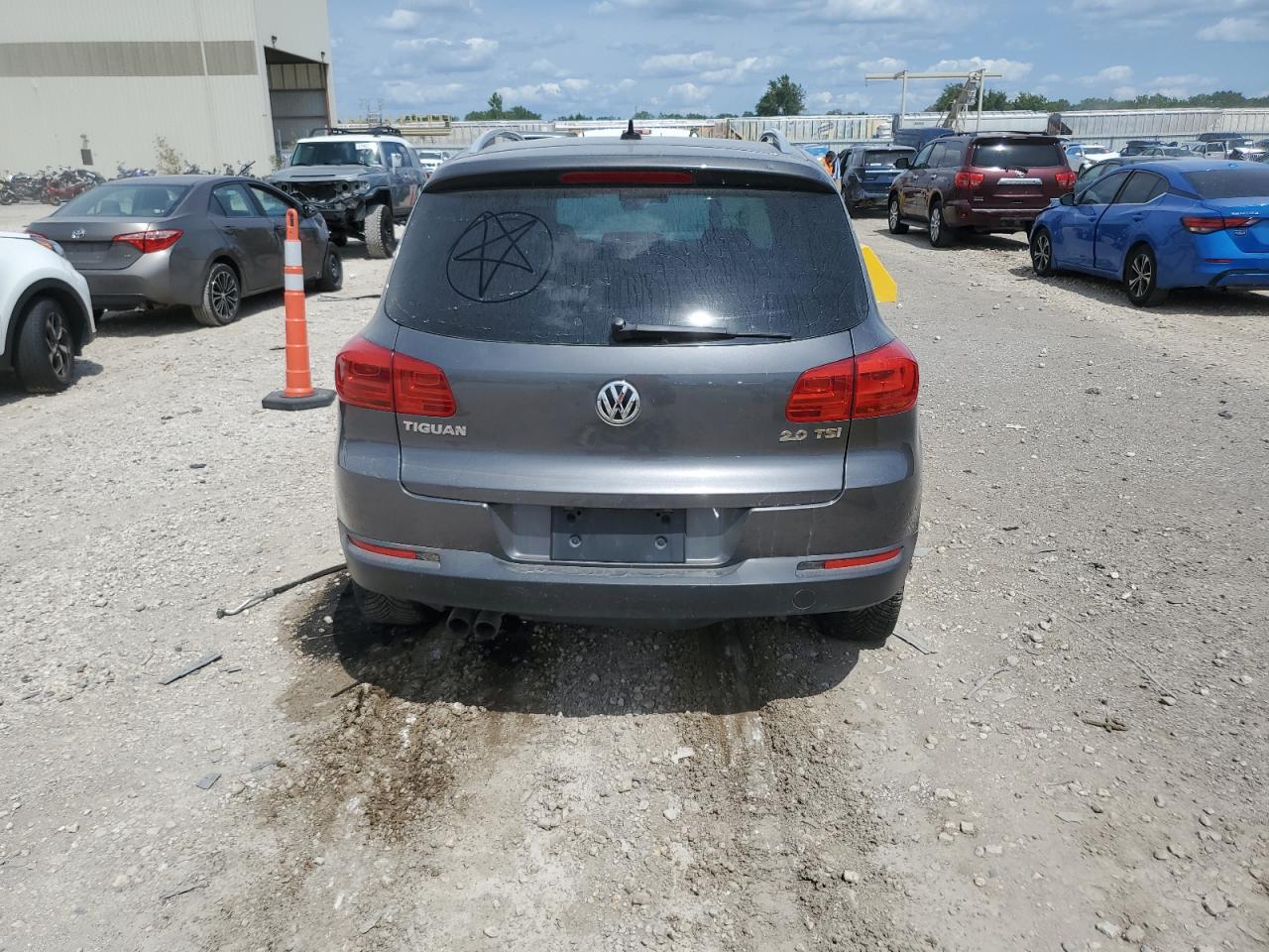 2012 Volkswagen Tiguan S vin: WVGAV7AX0CW096705