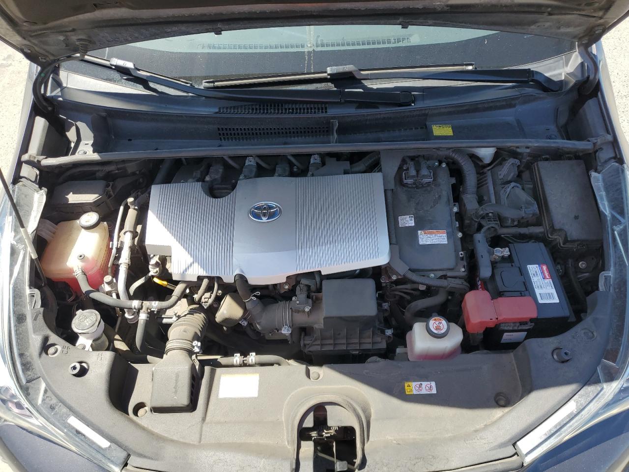 JTDKARFU8J3546758 2018 Toyota Prius