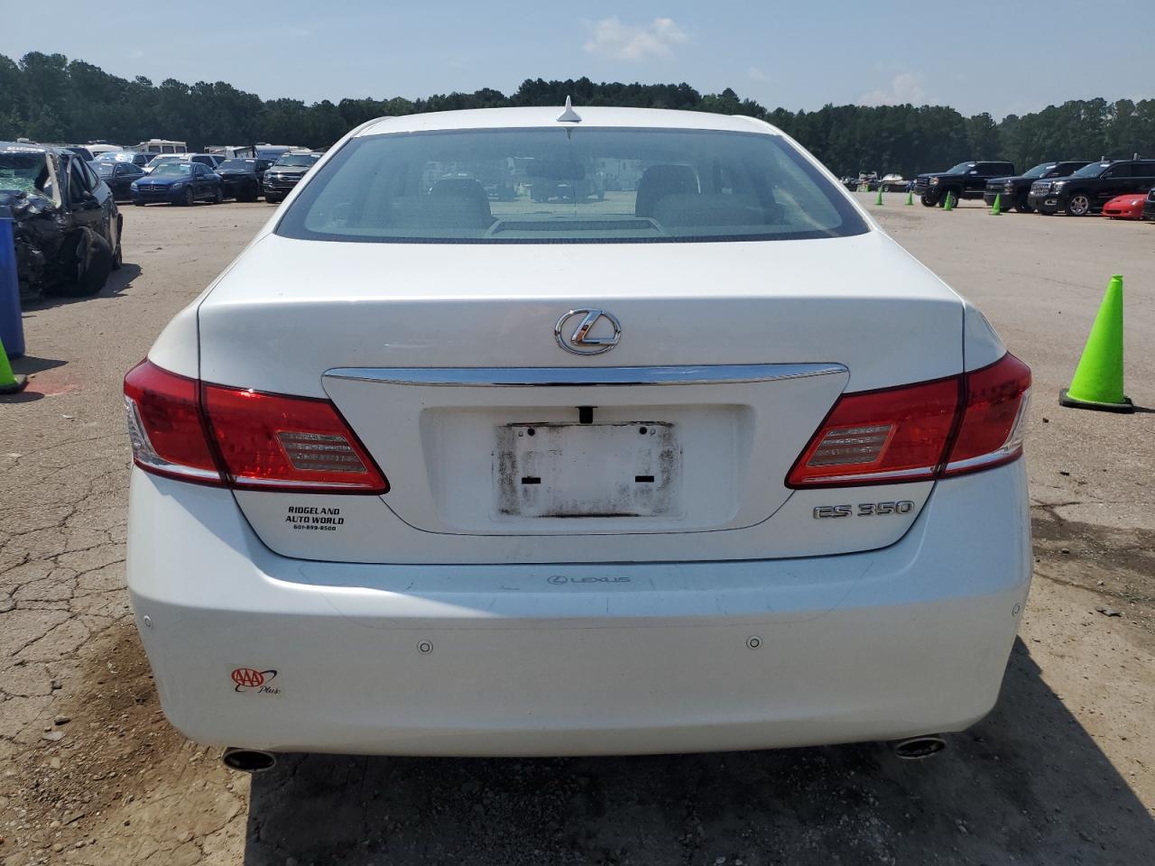 JTHBK1EG2B2431038 2011 Lexus Es 350