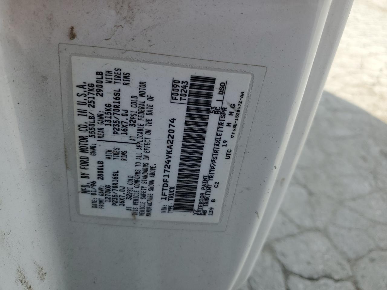 1FTDF1724VKA22074 1997 Ford F150