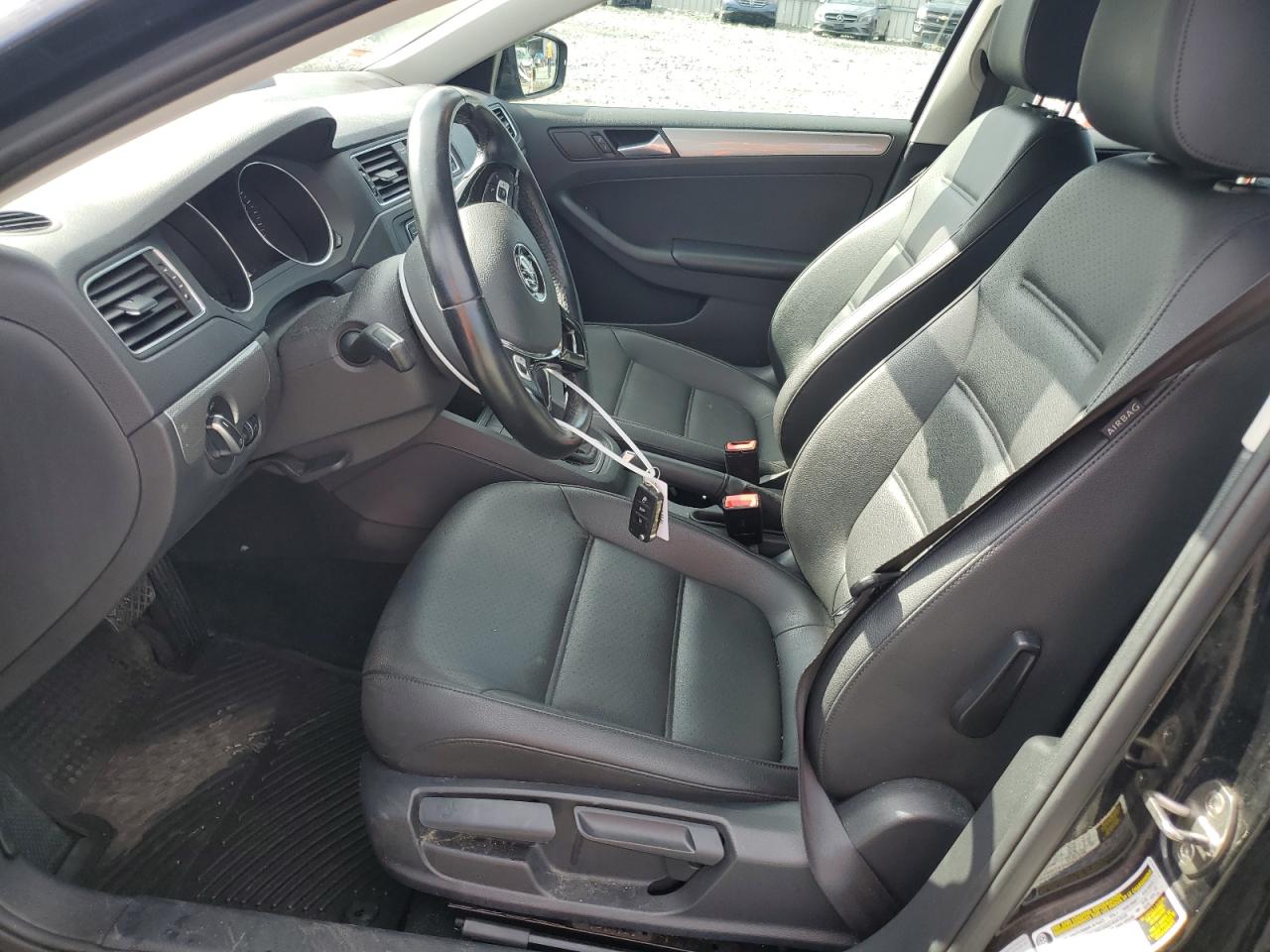 3VWDB7AJ0HM384153 2017 Volkswagen Jetta Se