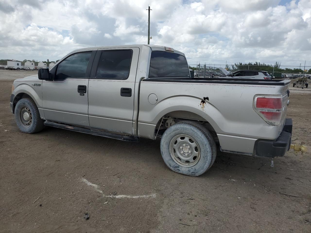 2014 Ford F150 Supercrew vin: 1FTEW1CM1EFB62765