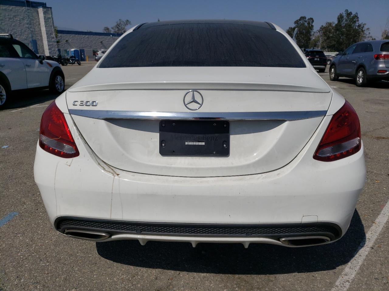 55SWF4JB6GU126261 2016 Mercedes-Benz C 300