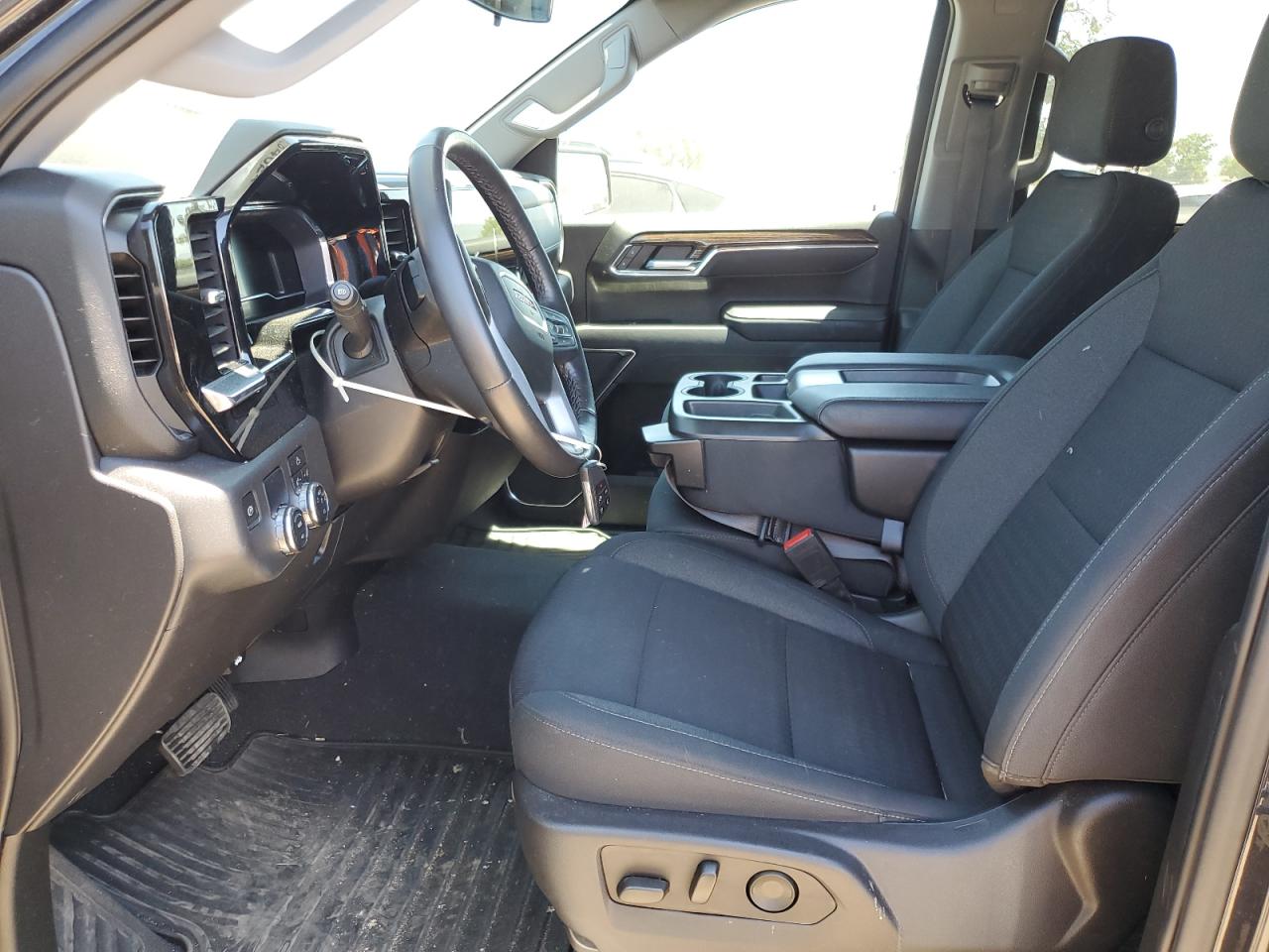 3GTPHCEK8NG672670 2022 GMC Sierra C1500 Elevation