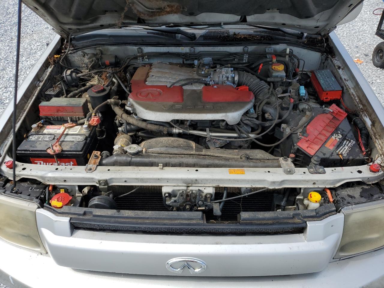 JNRDR09Y12W255577 2002 Infiniti Qx4