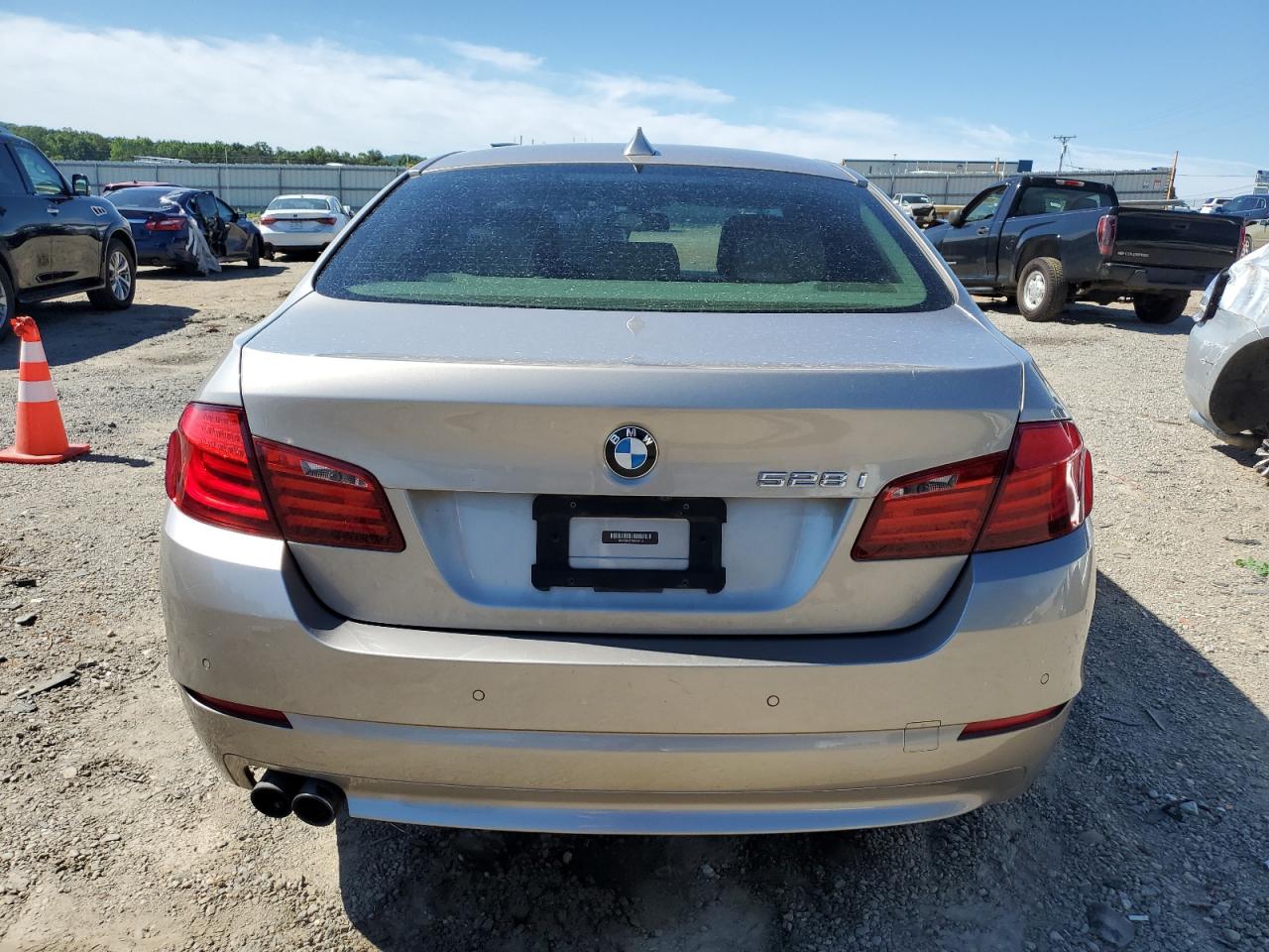 2013 BMW 528 I vin: WBAXG5C57DDY35104