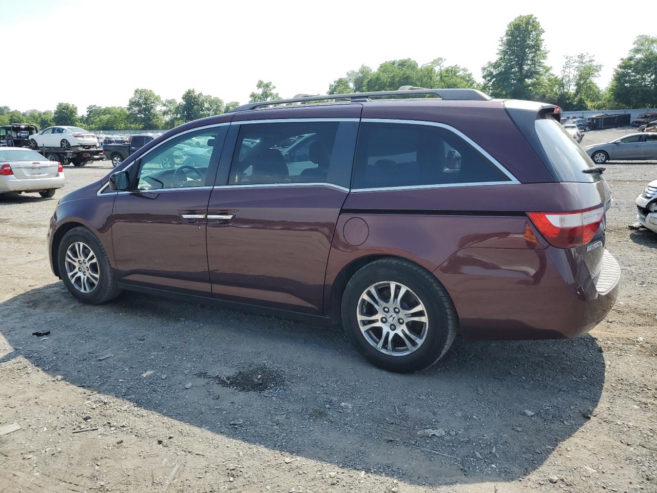 2013 Honda Odyssey Exl vin: 5FNRL5H60DB075311