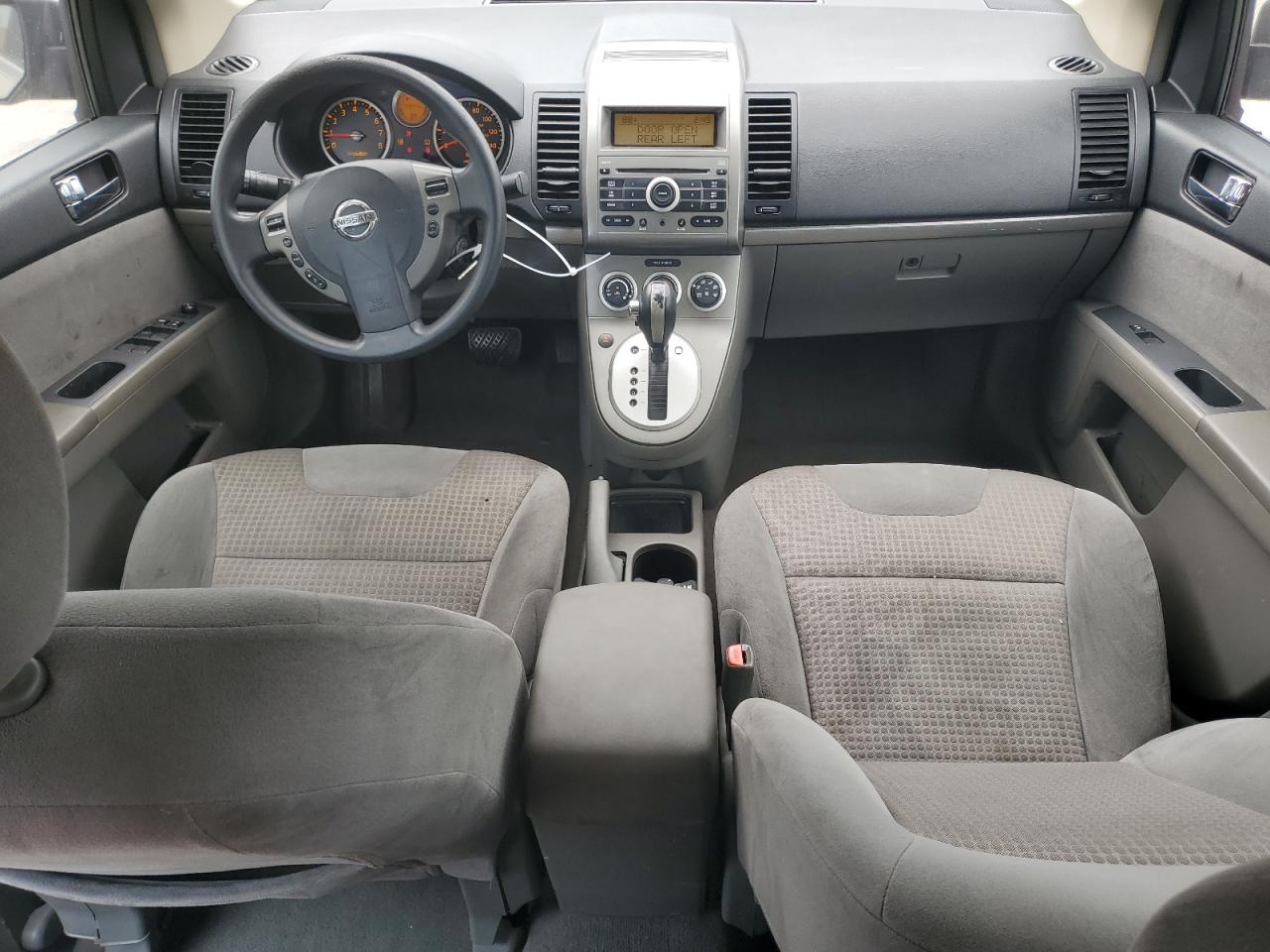 3N1AB61E28L710529 2008 Nissan Sentra 2.0