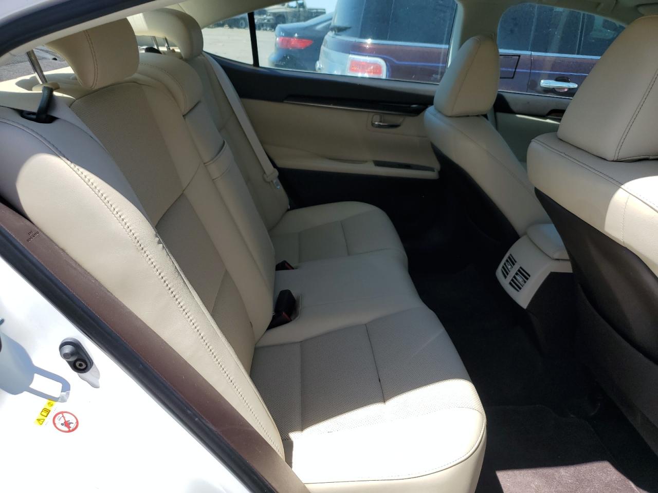 58ABK1GGXGU022901 2016 Lexus Es 350