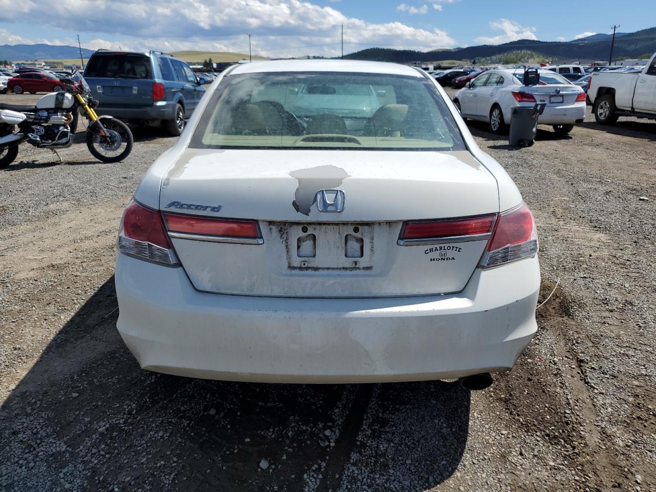 1HGCP2F46BA052133 2011 Honda Accord Lxp