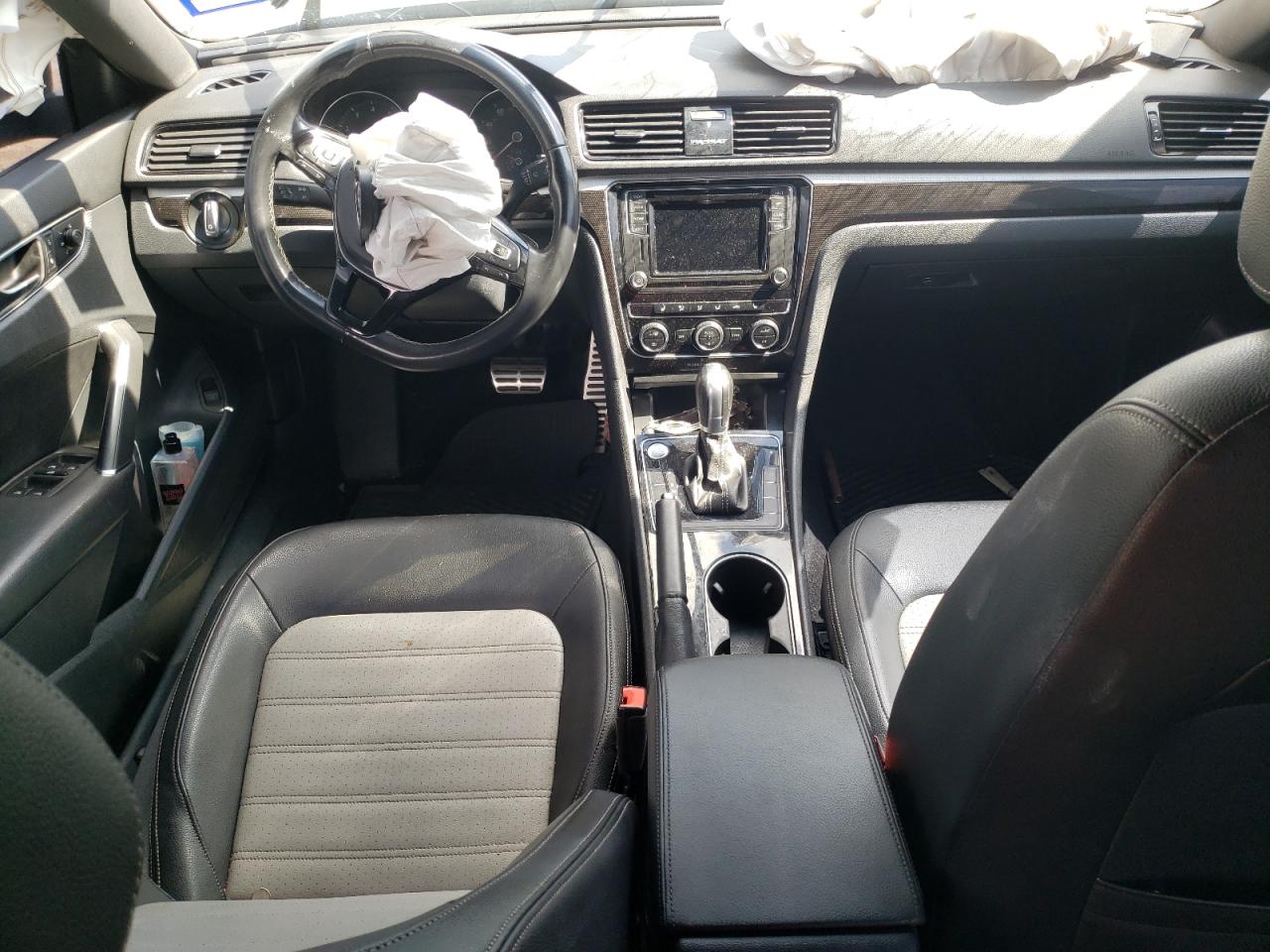 1VWJM7A34JC033557 2018 Volkswagen Passat Gt