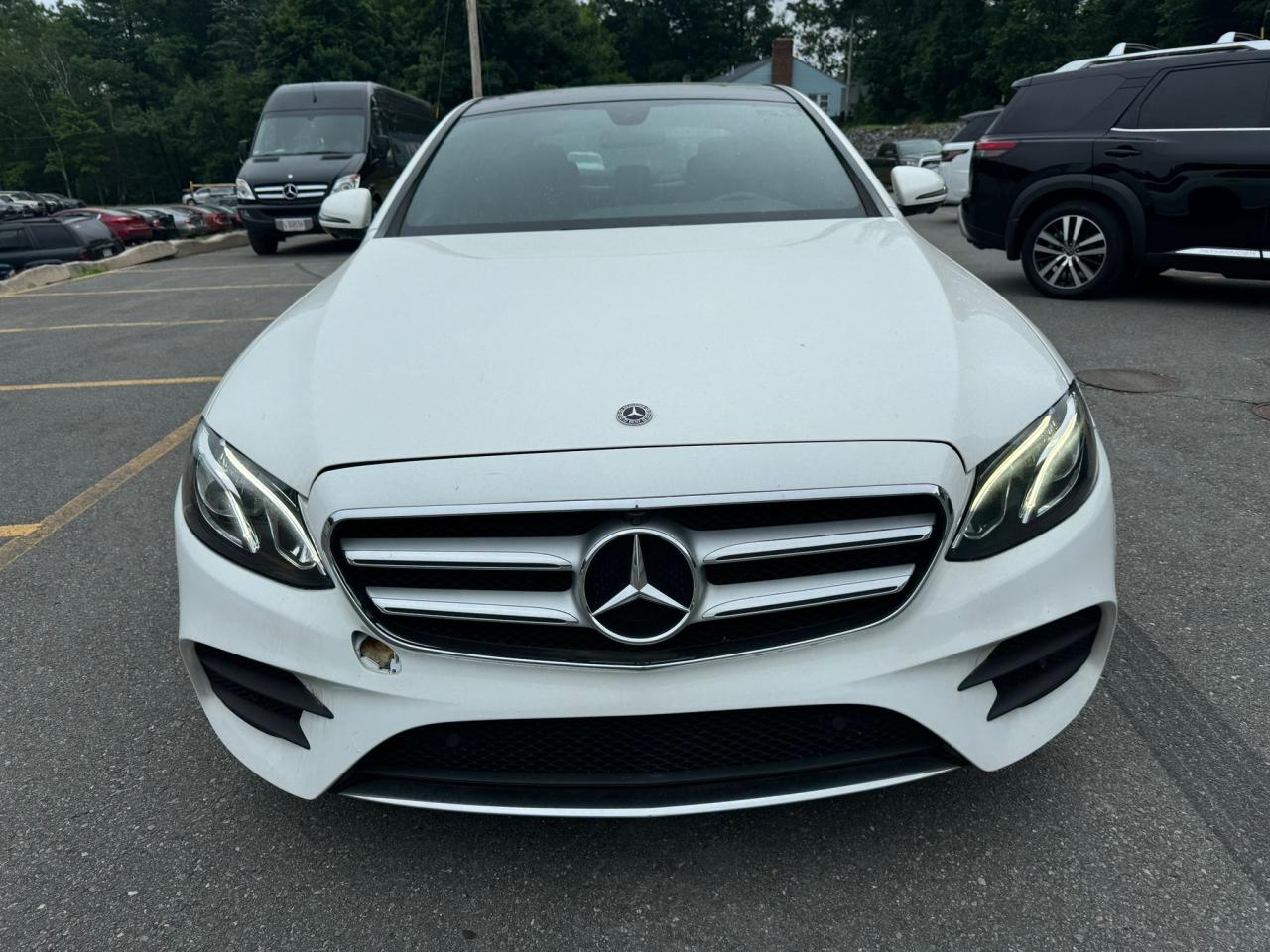 2019 Mercedes-Benz E 300 4Matic vin: WDDZF4KB3KA524936