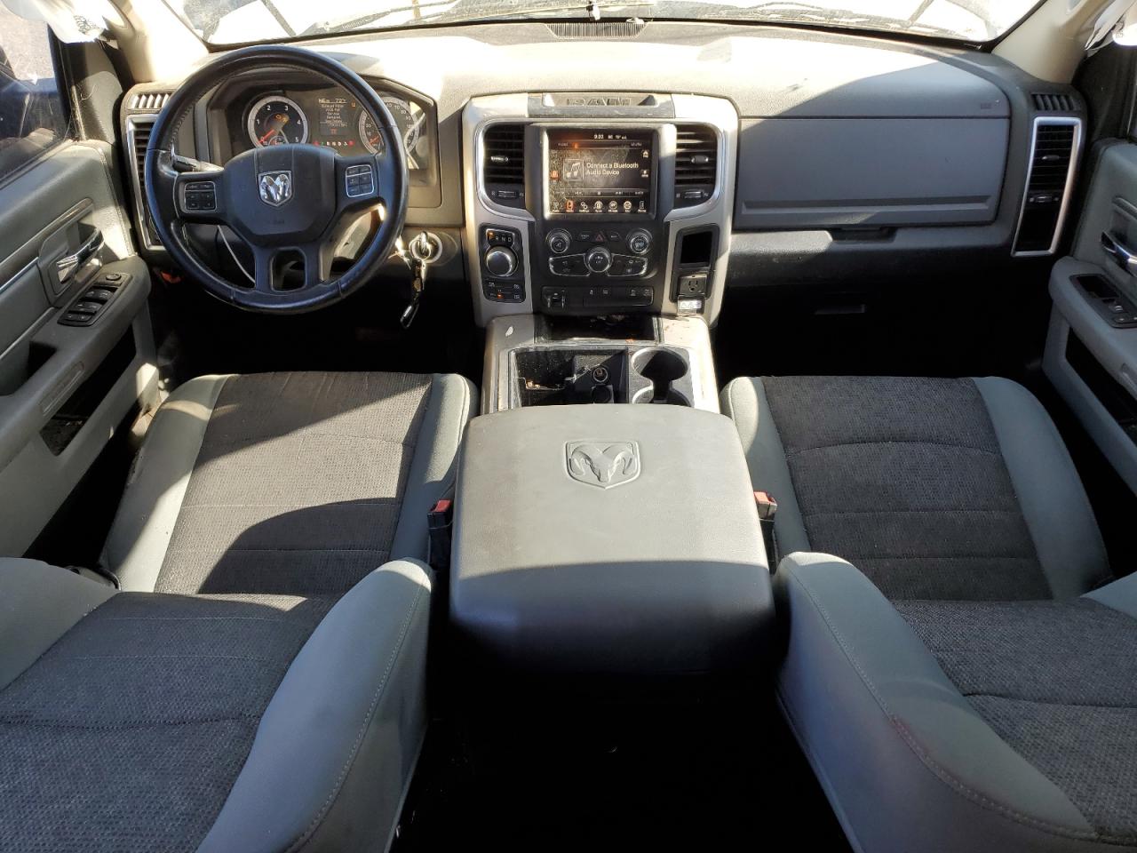 1C6RR7LM5FS740703 2015 Ram 1500 Slt