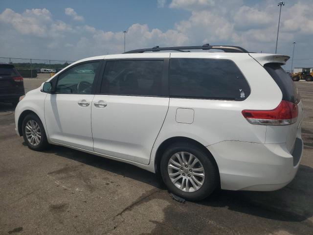 5TDYK3DC9ES487254 2014 Toyota Sienna Xle