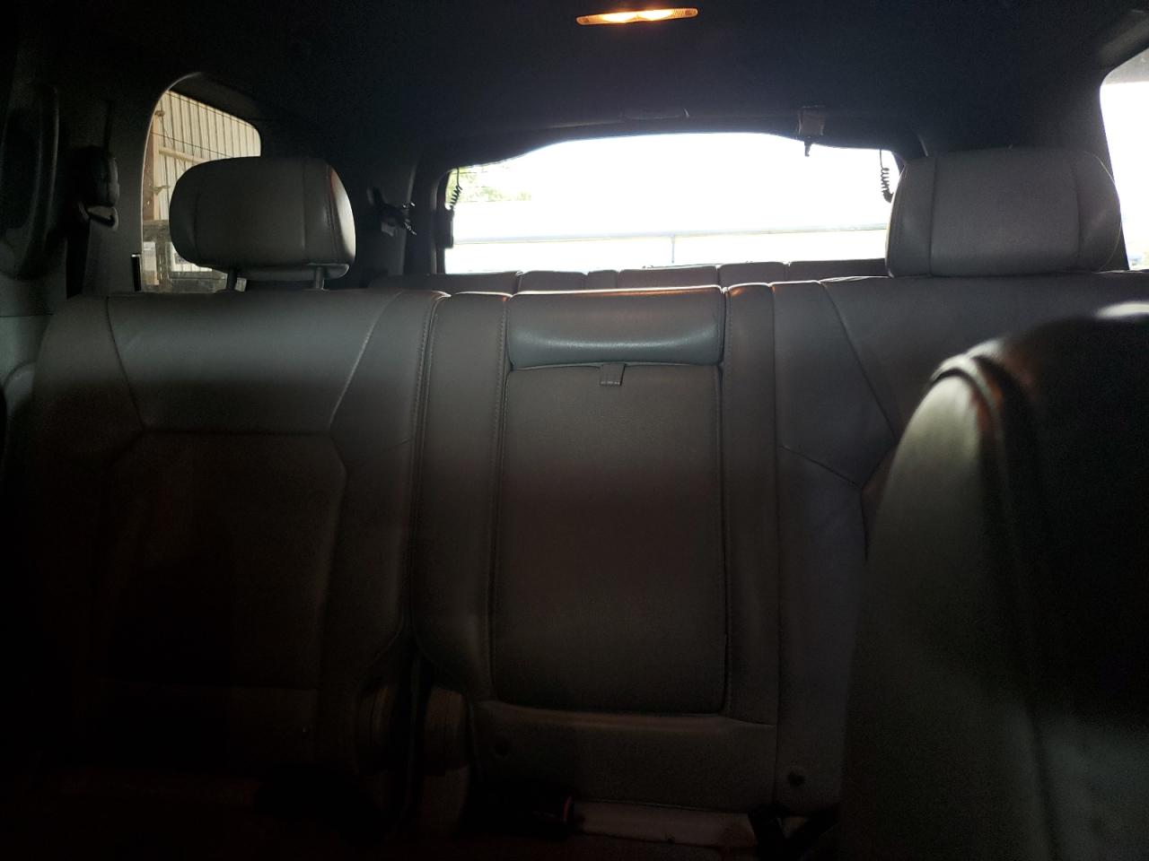 5FNYF3H54AB009807 2010 Honda Pilot Exl