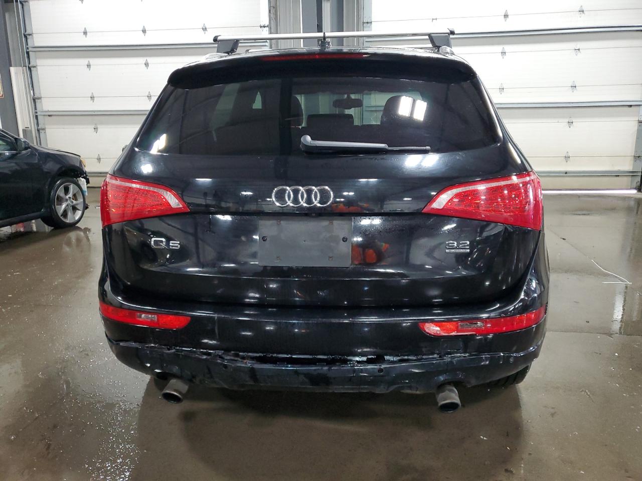 WA1VKAFP4AA023457 2010 Audi Q5 Prestige