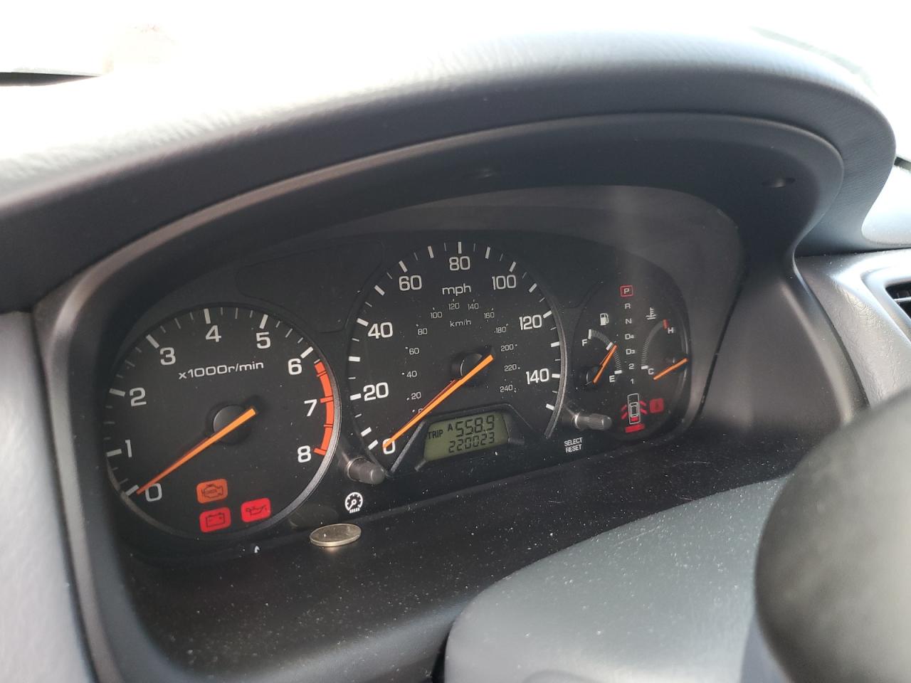 1HGCG5642YA063589 2000 Honda Accord Lx