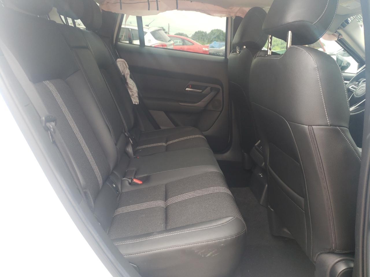 7MMVABAM6RN201787 2024 Mazda Cx-50 Select