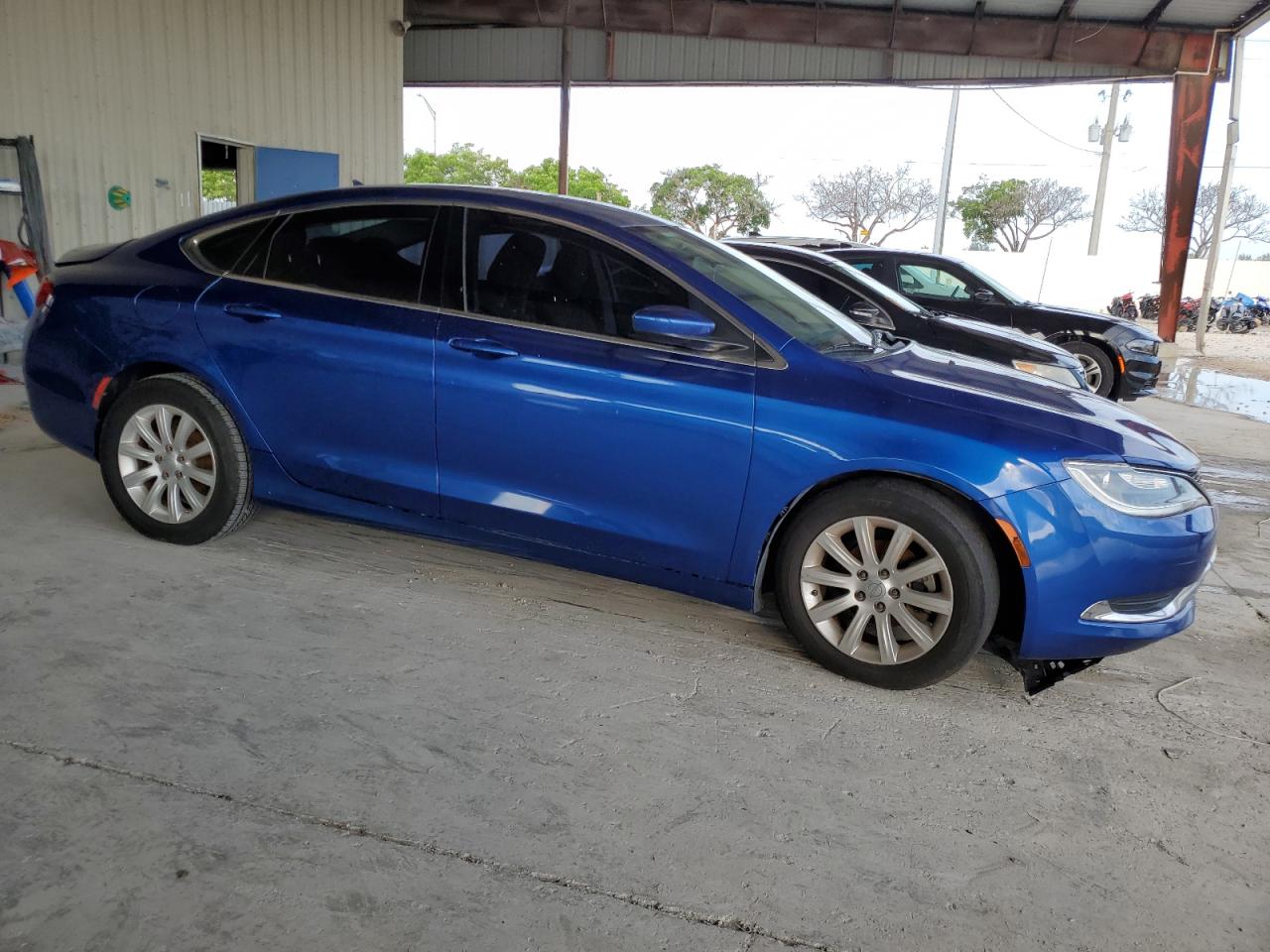 2015 Chrysler 200 Limited vin: 1C3CCCAB0FN597849