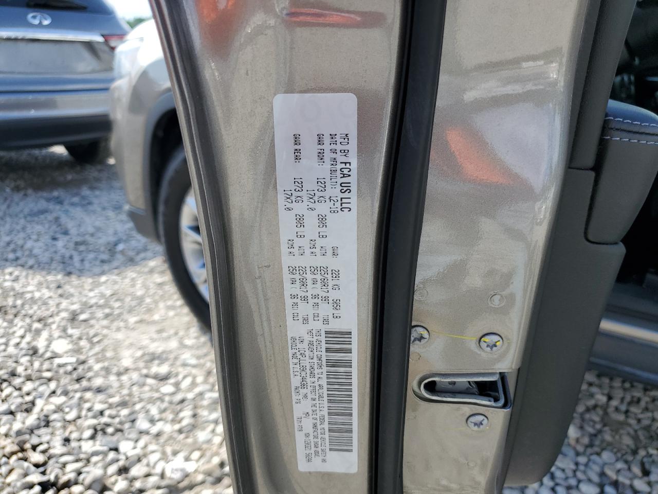 1C4PJLLB9KD344366 2019 Jeep Cherokee Latitude Plus