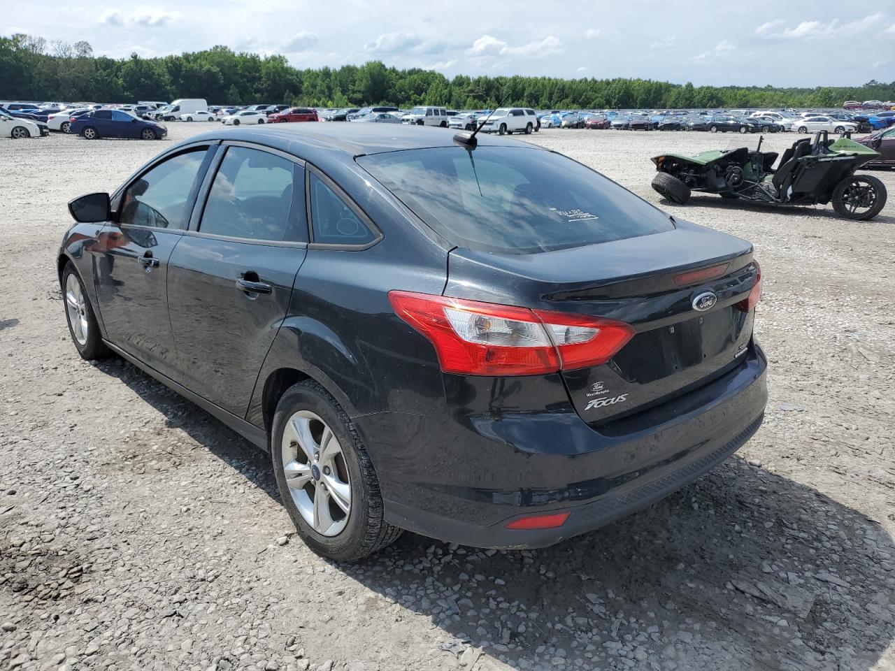 2014 Ford Focus Se vin: 1FADP3F22EL329575