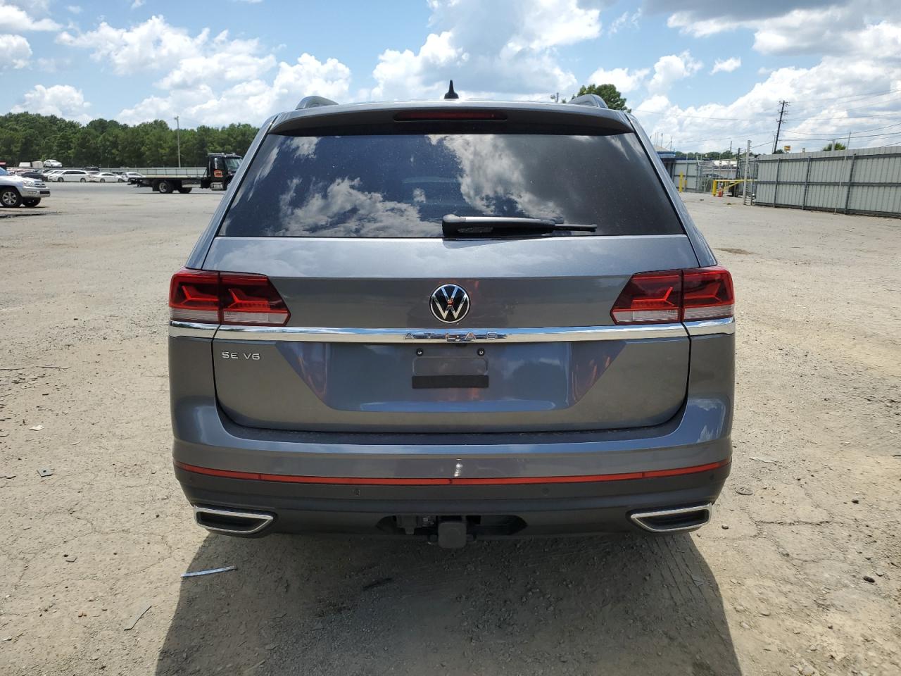 1V2JR2CA8NC548150 2022 Volkswagen Atlas Se