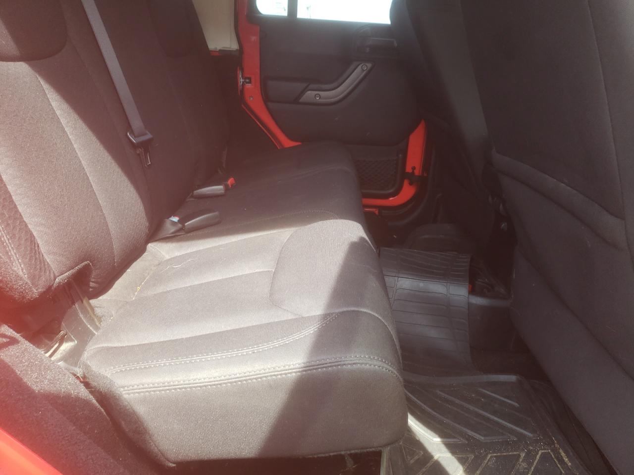 1C4HJWDG3DL623143 2013 Jeep Wrangler Unlimited Sport