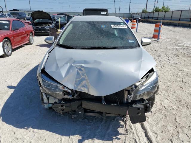 VIN 2T1BURHE5JC011262 2018 Toyota Corolla, L no.5